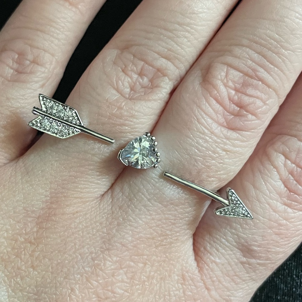 Heart Rhinestone Arrow Ring - Silver - image 1